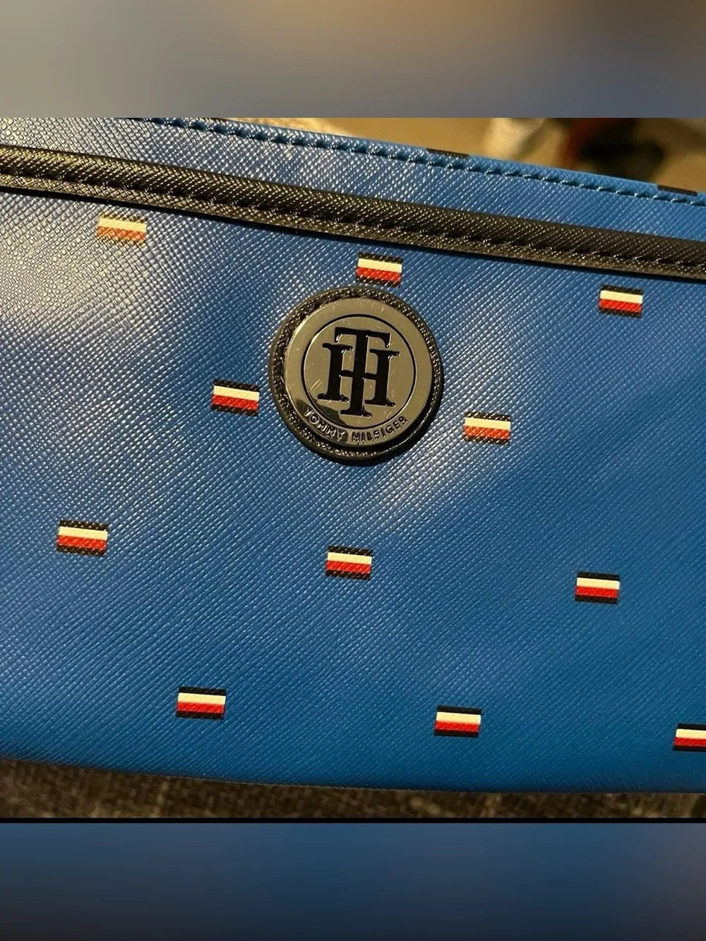 New with Tags Tommy Hilfiger Double Zip Pocket Wristlet Royal Blue with Logo
